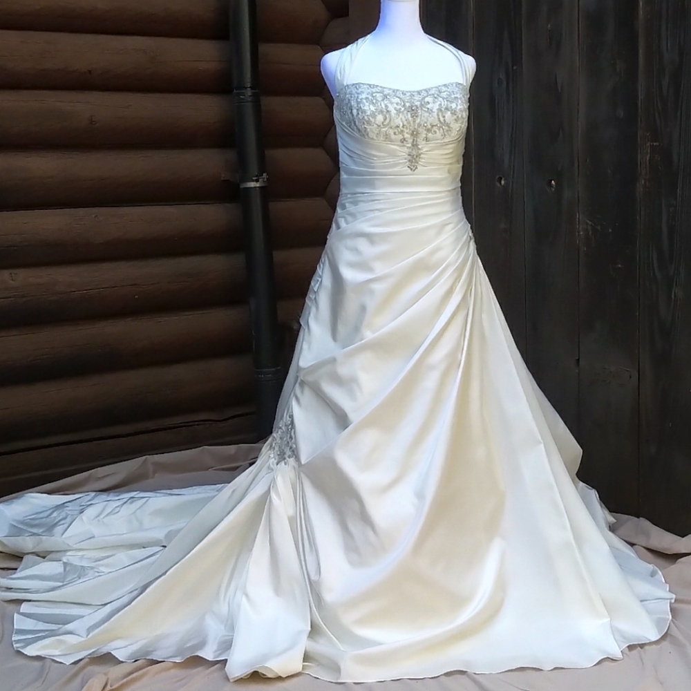 Allure Bridal Halter Wedding Gown (street 12)